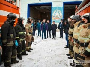 Дмитрий Садовников проверил готовность пожарных города Якутска