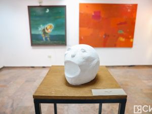 Выставка художника Михаила Старостина открылась в Якутске