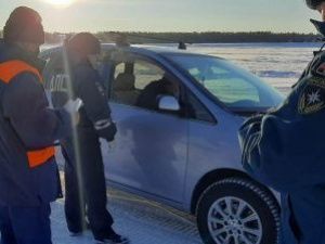 Выезд на лед до открытия официальных переправ запрещен!