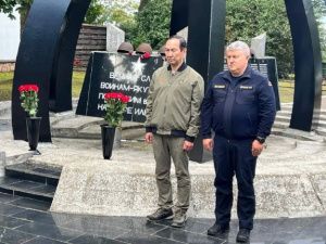 В Новгородской области предали земле останки погибших в годы ВОВ воинов-якутян