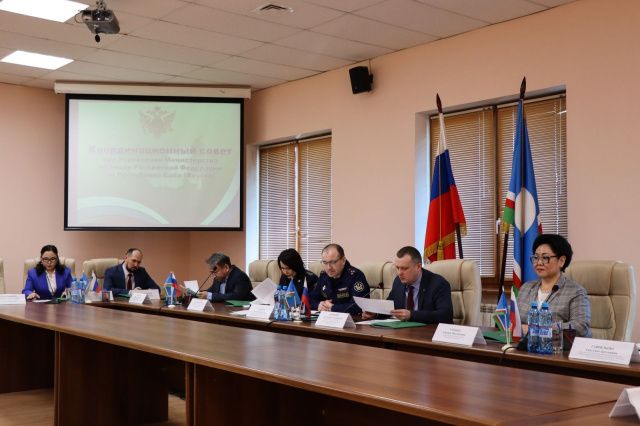 Важно: Представители УФСИН приняли участие в заседании координационного совета при Управлении Министерства юстиции по РС (Я)