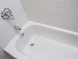 В Якутии осуждена мать, по вине которой в ванной утонул малыш