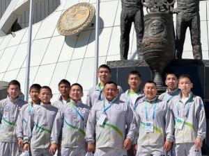 Надежда умирает последней: На помощь приходят они