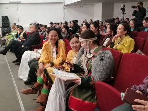 До 45 тысяч рублей получили победители первого детского конкурса запевал осуохая в Якутии