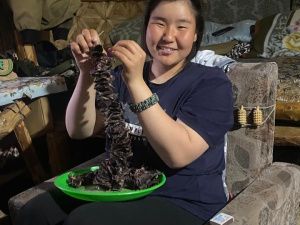 «Чистая земля»: как живет потомственная семья эвенов-оленеводов в якутской тундре