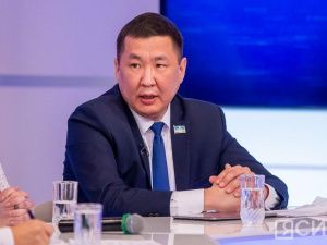 «Он всегда верил в якутскую молодежь»: Степан Саргыдаев — о первом президенте Якутии