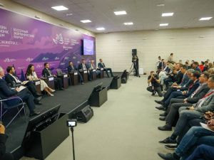 ВЭФ-2024: Глава Якутии внес предложения по эффективной реализации мастер-планов городов Дальнего Востока