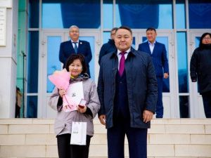 Альберт Семенов поздравил с Днём знаний учащихся городских школ и студентов