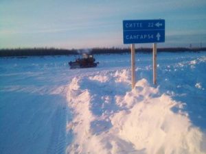 В Усть-Майском и Кобяйском районах проложили автозимники
