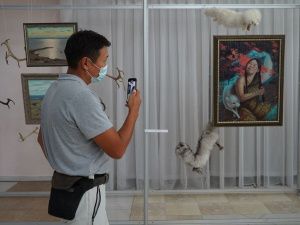 Открылась выставка художника Екатерины Суржаниновой