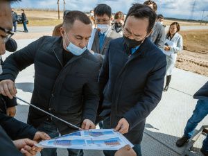 Айсену Николаеву доложили о ходе работ по строительству Ленского моста