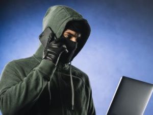 Пенсионерка ответила на звонок неизвестного, а зря!