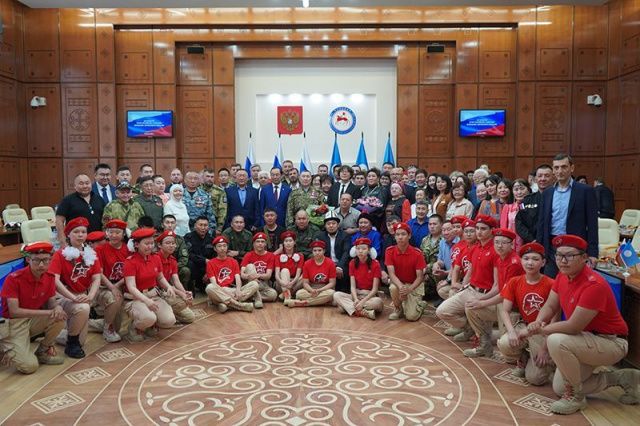 ДДН им.Кулаковского выражает признательность Герою России Александру Гаврильевичу Колесову!