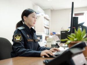 В Томпонском улусе злостная алиментщица приговорена к принудительным работам