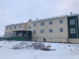 Поликлиника в поселке Батагай и жилой дом в селе Оленек получили заключение о соответствии