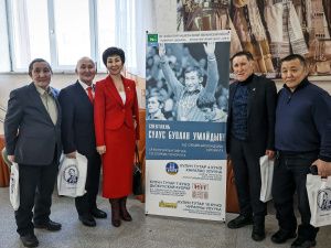 В Якутске состоялось торжественное собрание общественности в честь 75-летия со дня рождения Романа Михайловича Дмитриева