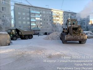 В штабе по весенней санитарной очистке обсудили ход работ по уборке и вывозу снега и наледей