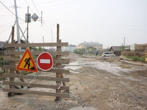 Сардана Авксентьева проверила ход капитального ремонта улиц в 203 микрорайоне, Строительном и Сайсарском округах