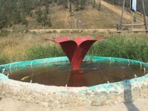 У горы Чочур Муран «распустился» фонтан в форме цветка Сардана