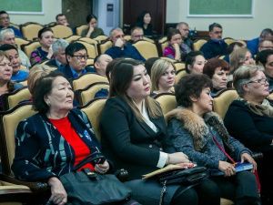 Мэр Якутска поставила задачи перед управляющими компаниями