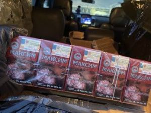 Житель Якутска пытался сбыть крупную партию нелегальной табачной продукции