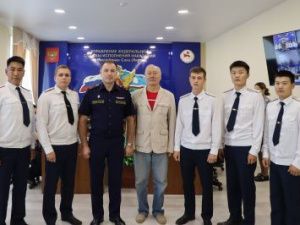 Коллектив сотрудников УФСИН пополнился молодыми сотрудниками