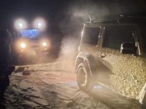 В Нерюнгринском районе автомобиль провалился в наледь