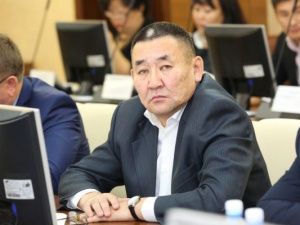 Депутат от Якутии, дебютировав на трибуне в Госдуме, проскакал галопом по Европам