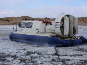 Пассажирские перевозки по реке Лене выполняются с пересадкой на аэроботов и судами на воздушной подушке