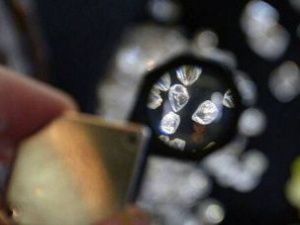 СК завершил расследование хищения около 500 алмазов у «АЛРОСА»