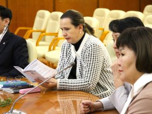 Функционирование государственных языков республик РФ обсудили в Якутске