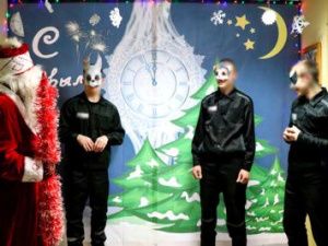 Выпечка, советское кино, детские игрушки: в исправительных учреждениях Якутии прошли новогодние и рождественские мероприятия