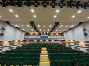 В Амге по нацпроекту «Культура» обновлен зрительный зал Дома народного творчества