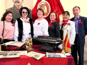 Борьба за самую справедливую и совестливую власть продолжается, а значит, и Революция не окончена 