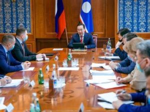 Айсен Николаев поручил правительству пересмотреть подходы работы в условиях новых ограничений