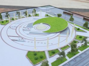 Благоустройство площади Ленина в Якутске завершится в начале октября