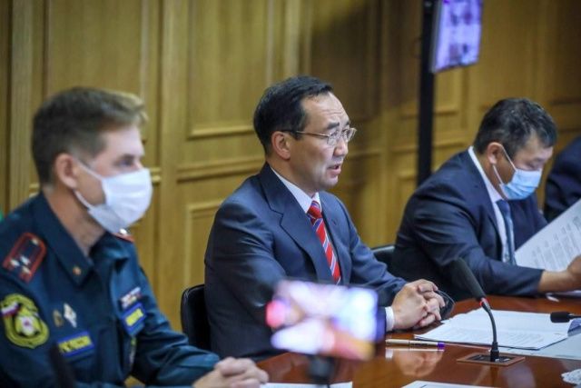 Айсен Николаев на заседании КЧС рассмотрел предварительные итоги пожароопасного сезона