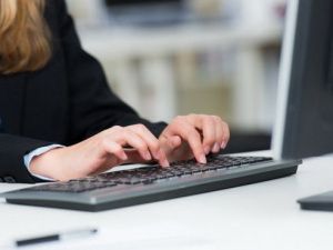 Нерюнгринку оштрафовали за комментарий унижающий достоинство по национальному признаку