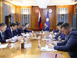 Ход строительства объектов рассмотрели на Штабе по экономическому развитию Якутии