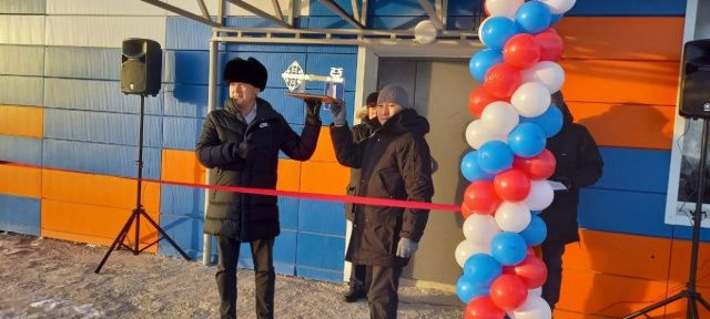 В селе Якокит Алданского района АК «Железные дороги Якутии» сдала в эксплуатацию первый дом для переселенцев из ветхого жилья