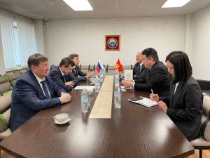 Гастроли, прокат кино и выставки… Якутия налаживает культурные связи с Киргизией 