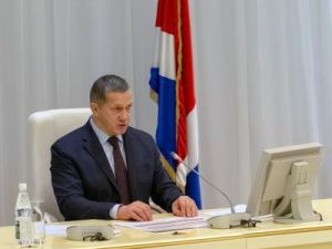 Юрий Трутнев: необходимо вакцинировать от коронавирусной инфекции как можно больше людей