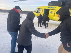 Пострадавших от нападения медведя в Ленском районе направили в Москву для дальнейшего лечения