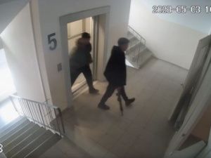 Мужчины с оружием разгуливали по жилому району Якутска