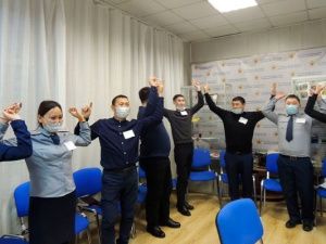 Психолог уголовно-исполнительной инспекции Елизавета Борисова провела тренинг на  сплочение коллектива с молодыми сотрудниками 