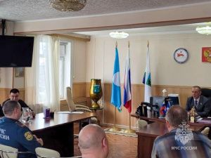 Развитие весеннего ледохода на реках Якутии по данным МЧС Якутии