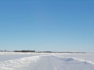 Автоцистерна с дизтопливом опрокинулась в Олекминском районе Якутии