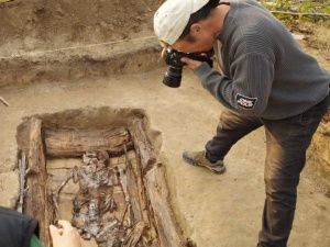 В СЕЛЕ КЫЙЫ ТАТТИНСКОГО УЛУСА ОБНАРУЖЕН СРЕДНЕВЕКОВЫЙ ВОИН