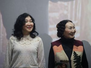 В Якутске состоялась премьера семейного фэнтэзи-фильма «Аптаах дорҕоон»