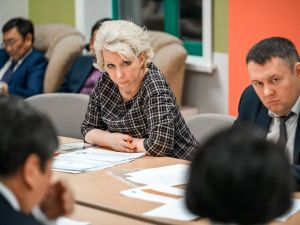 Премьер Якутии провел заседание по нацпроектам